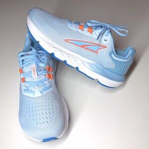 Altra Women’s Provision 7 Light Blue / White Running Shoes Size- 8.5